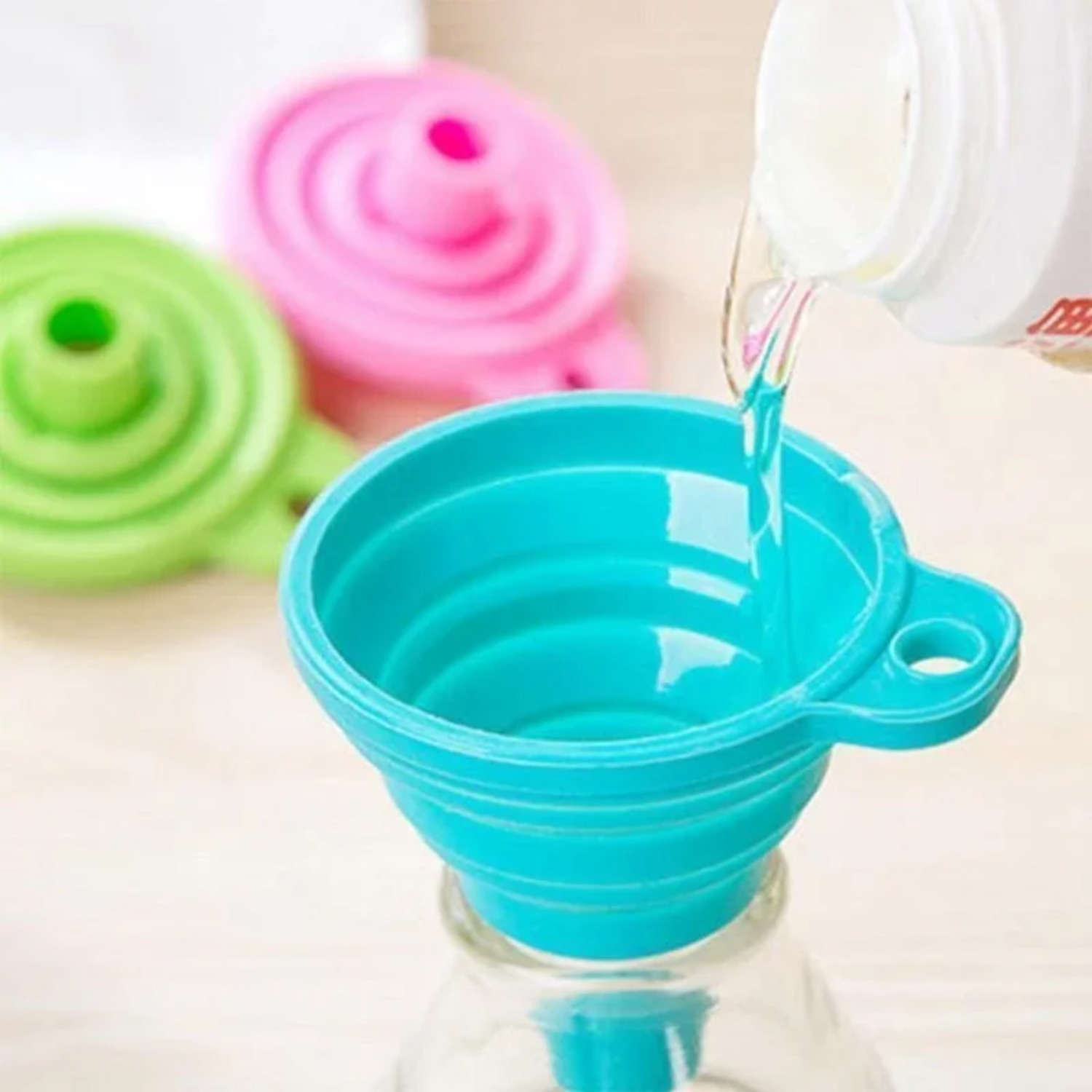 食品グレードシリコン製折りたたみ式漏斗、液体スパイスや粉末の - Baking Powder Kitchen のレビューと価格