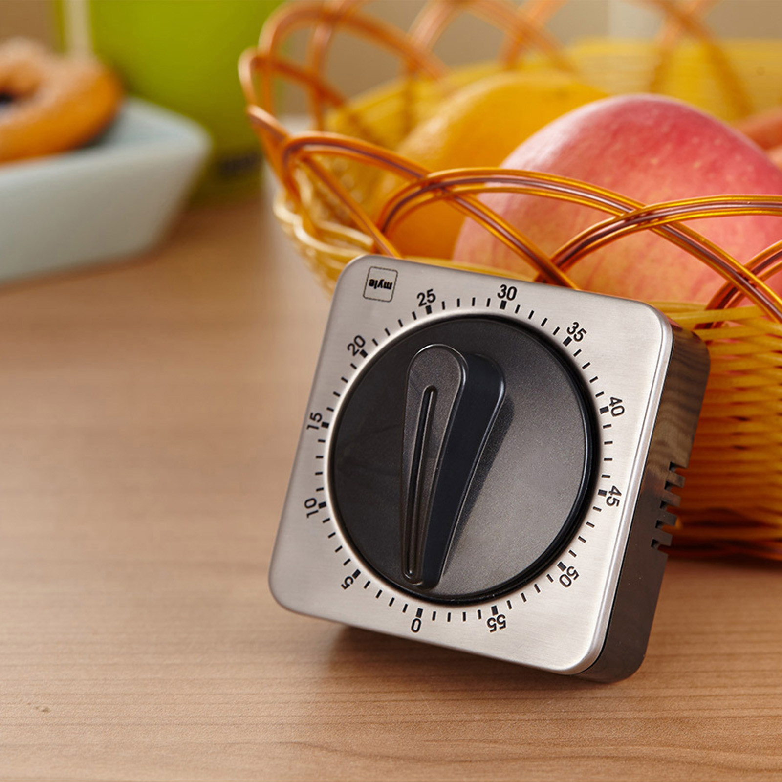 キッチン用マグネット式カウントダウンタイマー 60分巻き上げ - Baking Kitchen Set Up のレビューと価格